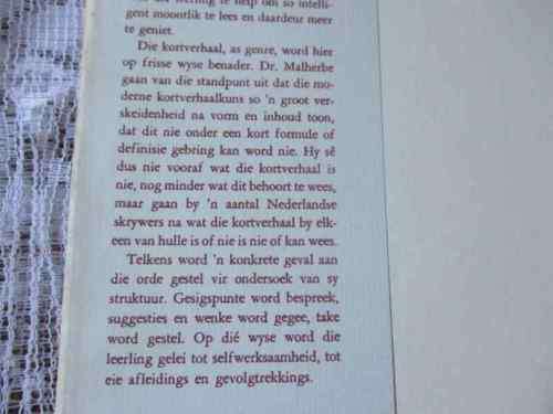 GUNSTELINGE ONDER NEDERLANDSE KORTVERHALE - BELLEN BLAZEN - DR F.E.J. MALHERBE