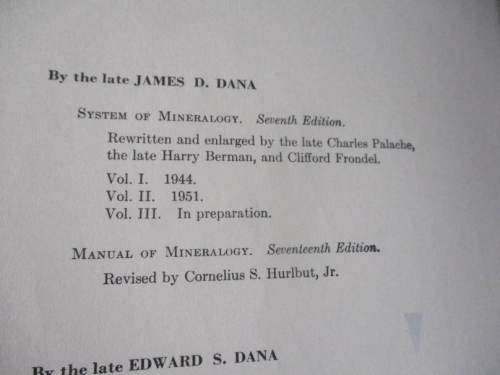 Dana's Manual of Mineralogy - Seventeenth Edition