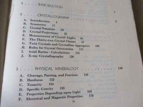 Dana's Manual of Mineralogy - Seventeenth Edition