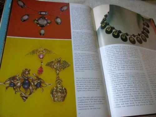 THE PLEASURE OF JEWELRY AND GEMSTONES - JOSEPH SATALOFF AND ALISON RICHARDS