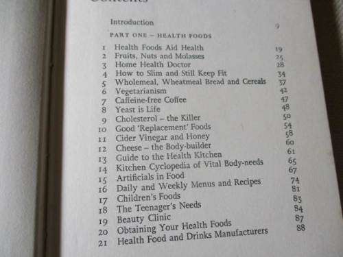 BETTER HEALTH FROM HEALTH FOODS AND HERBS - E GILBERG OAKLEY