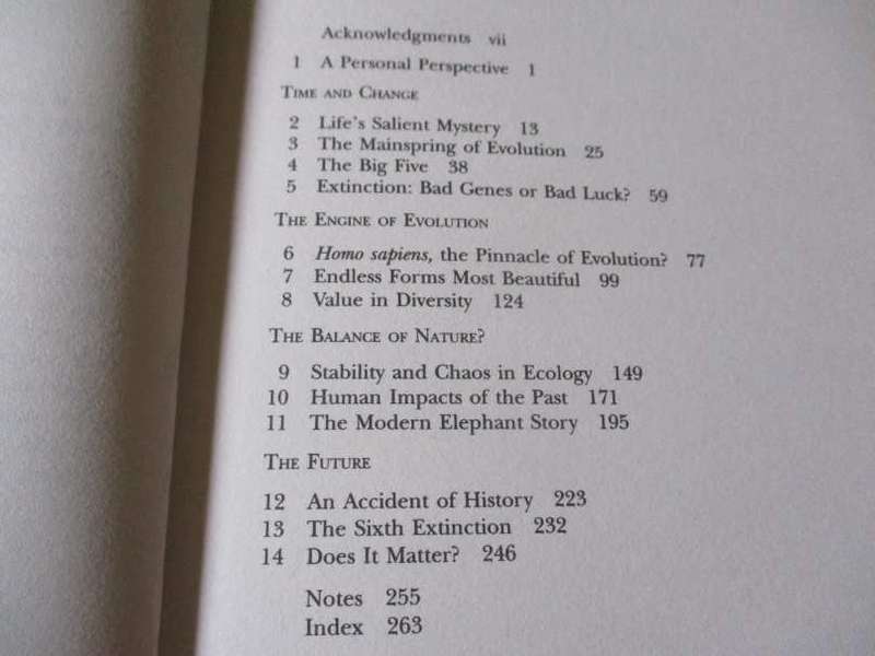 THE SIXTH EXTINCTION - BIODIVERSITY AND IT`S SURVIVAL - RICHARD LEAKEY AND ROGER LEWIN