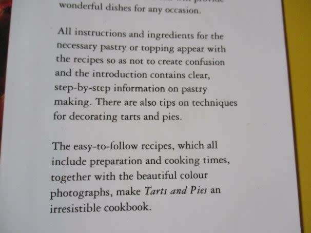 TARTS AND PIES - EASY RECIPES FOR TODAY`S BUSY COOK - MARY CADOGAN - HAMLYN NEW COOKERY