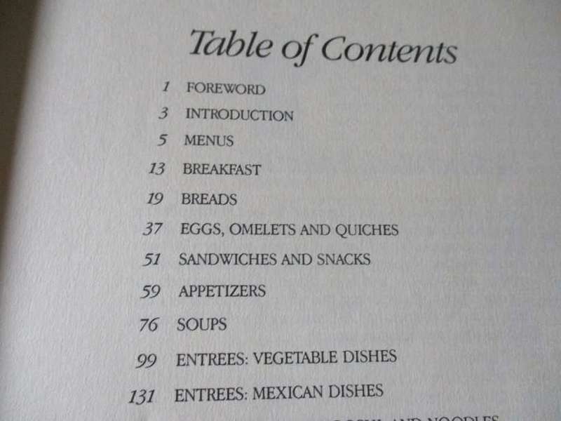 THE TAO OF COOKING - AN INTERNATIONAL VEGETARIAN COOKBOOK - SALLY PASLEY