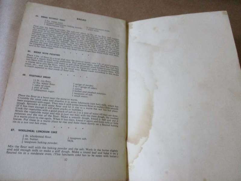 MRS WICK`S SECOND COOKERY BOOK - SHELL COMPANY / PENNANT PARAFFIN