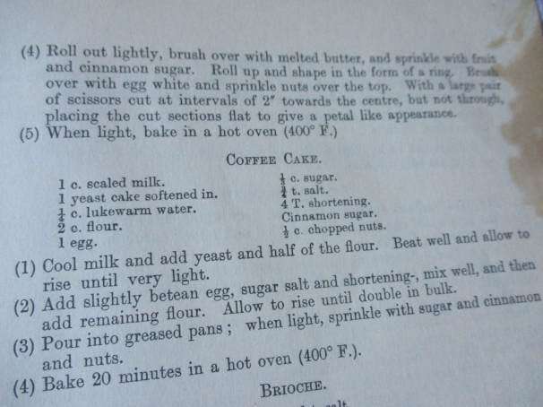 FOODS AND COOKERY ( THE HOUSEWIFE`S GUIDE ) DEPARTMENT OF AGRICULTURE SOUTH AFRICA 1947
