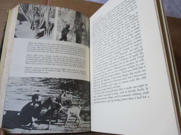 THE MOUNTAIN PEOPLE - COLIN M TURNBULL