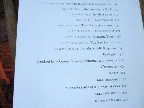 HOISTING THE STANDARD - 150 YEARS OF STANDARD BANK - RICHARD STEYN & FRANCOIS ANTONIE