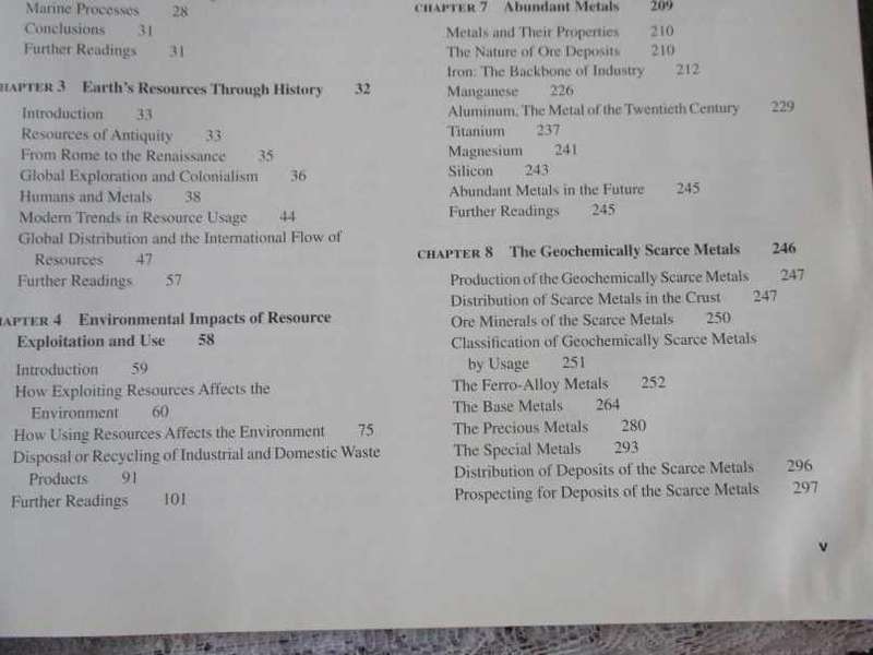 RESOURCES OF THE EARTH - ORIGIN, USE, AND ENVIRONMENTAL IMPACT - JAMES R CRAIG-DAVID, J VAUGHAN,