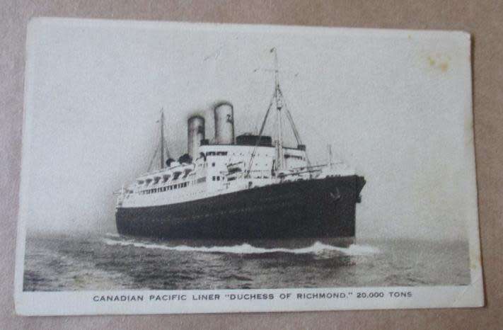 DUTCHESS OF RICHMOND - CANADIAN PACIFIC  LINER   - POST CARD
