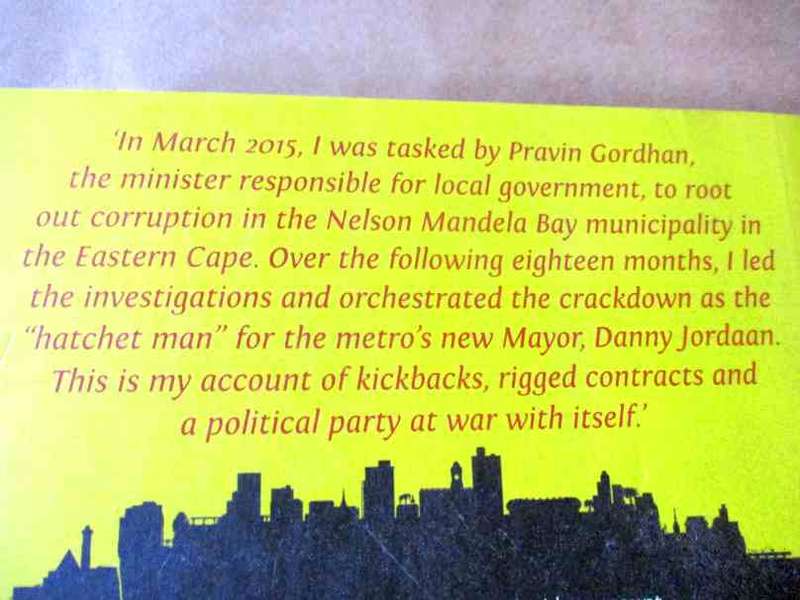 HOW TO STEAL A COUNTRY - THE BATTLE FOR NELSON MANDELA BAY - AN INSIDE ACCOUNT - CRISPIAN OLVER