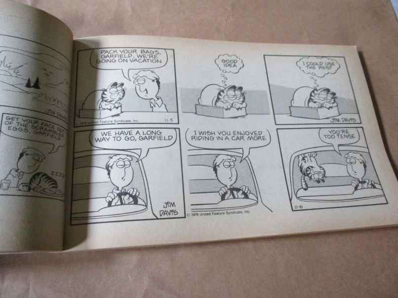 THE GARFIELD ON VACATION  - JIM DAVIS