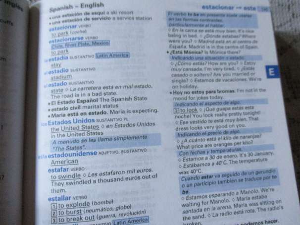 SPANISH DICTIONARY - COLLINS - THE EASIEST WAY TO START LEARNING SPANISH - COLLINS EASY LEARNING