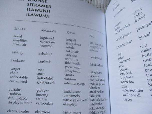 THE ENGLISH, AFRIKAANS, XHOSA, ZULU AID - WORD LISTS & PHRASES EN FOUR LANGUAGES - ISABEL UYS