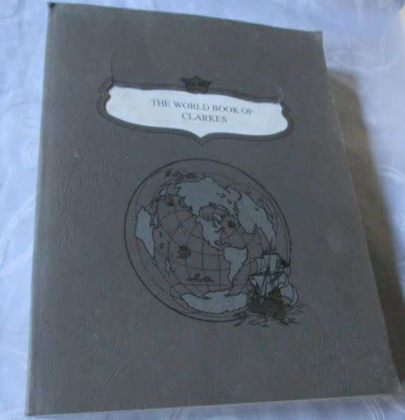 THE WORLD BOOK OF CLARKES