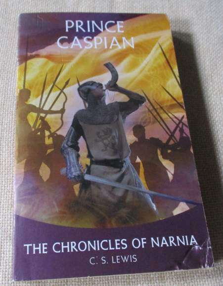 PRINCE CASPIAN - THE CHRONICLES OF NARNIA - C.S. LEWIS