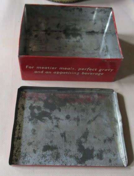 VINTAGE OXO CUBES - TIN