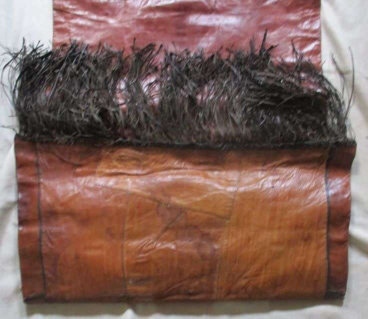 VINTAGE TAUREG HANDCRAFTED LEATHER CAMEL EYE RUNNER \RUG FROM OLD AFRICAN DESERT RARE FIND