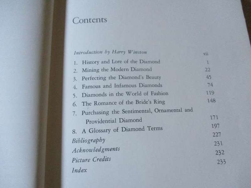THE BOOK OF DIAMONDS - THEIR HISTORY AND ROMANCE FROM ANCIENT INDIA TO MODERN TIMES - JOAN YOUNGER .