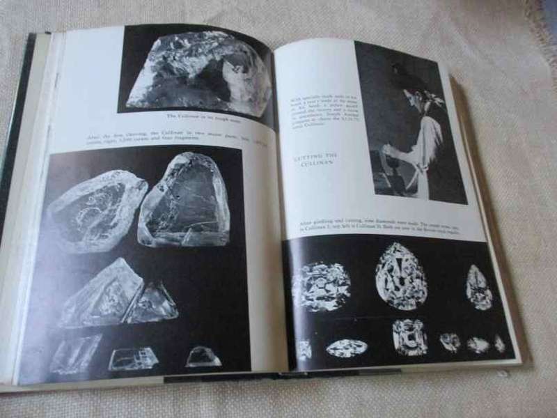 THE BOOK OF DIAMONDS - THEIR HISTORY AND ROMANCE FROM ANCIENT INDIA TO MODERN TIMES - JOAN YOUNGER .