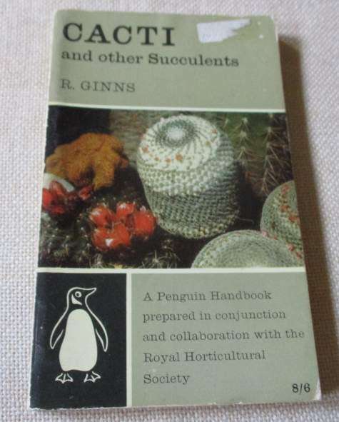 CACTI AND OTHER SUCCULENTS - PENGUIN HANDBOOK
