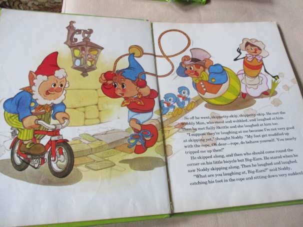 THE 3RD STMICHAEL BOOK OF NODDY FAVOURITES