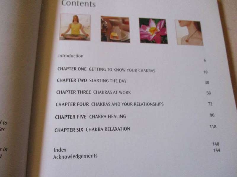 A GAIA BUSY PERSON`S GUIDE TO CHAKRAS - FINDING BALANCE AND SERENITY IN EVERYDAY LIFE - BRENAD ROSEN