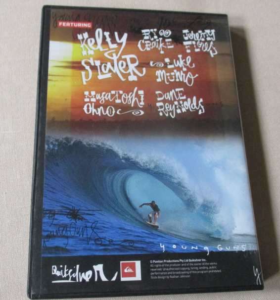 KELLY SLATER & THE YOUNG GUNS - ZIGZAG MAGAZINE - DVD ( surfing )