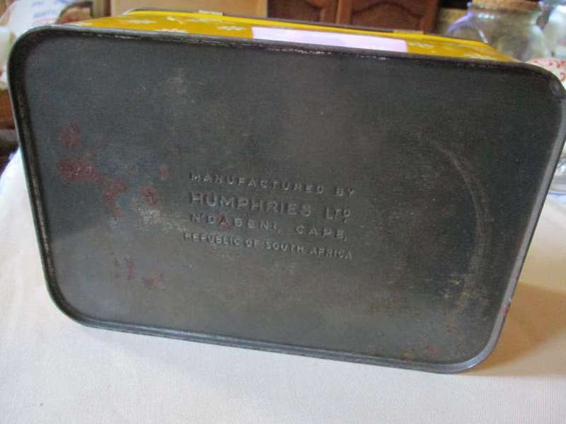 VINTAGE S.A. HUMPHRIES - CANDY TIN