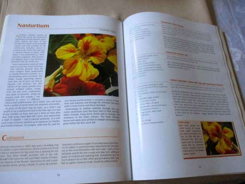 COOKING WITH HERBS & FLOWERS - THE MARGARET ROBERTS SELECTION - WOOLWORTHS