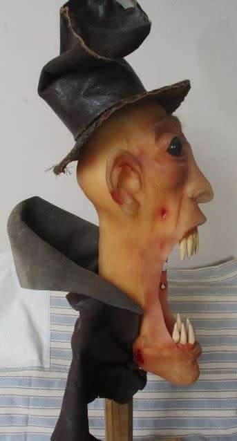 VINTAGE RARE COLLECTABLE RUBBER HORROR FIGURINE