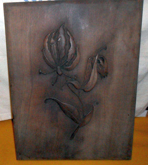 WOODEN FLAME LILY CARVING ( RHODESIA ? )