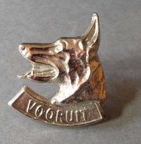 S.A. ARMY DOG UNIT BERET BADGE - 70'S ?
