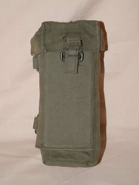 S.A. ARMY PATTERN 61 AMMO POUCH / RHODESIAN