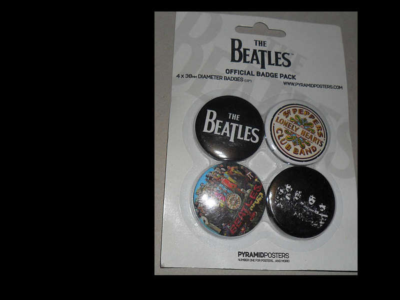 THE BEATLES  - SET OF BADGES