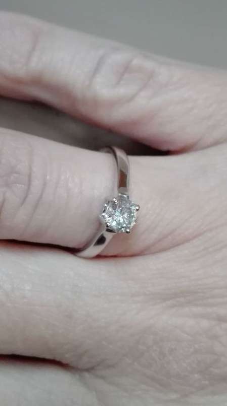 0.50 CT DIAMOND SOLITAIRE RING IN 14K WHITE GOLD SETTING
