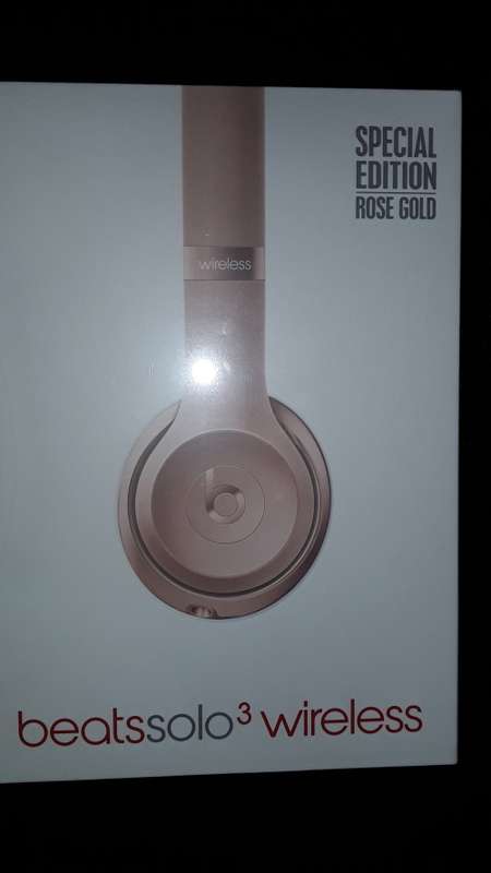 Beats by Dr Dre Solo 3 headphones - Rose Gold