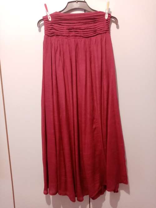 Dark pink long skirt 34