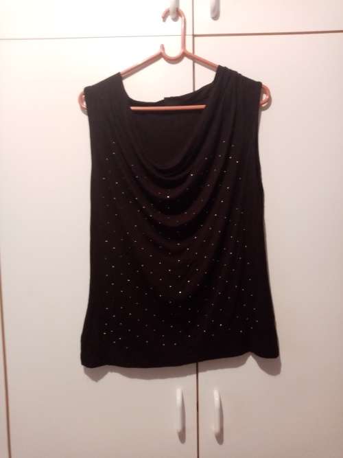 Black glitter sleeveless top 34