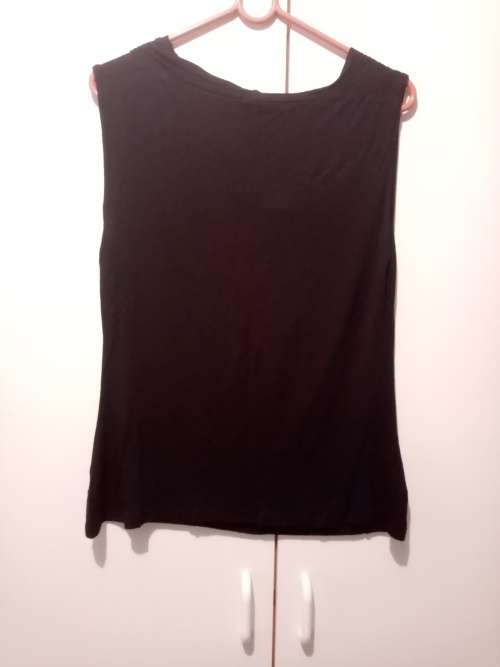 Black glitter sleeveless top 34