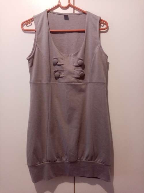 Grey knit dress with button detail 34-36