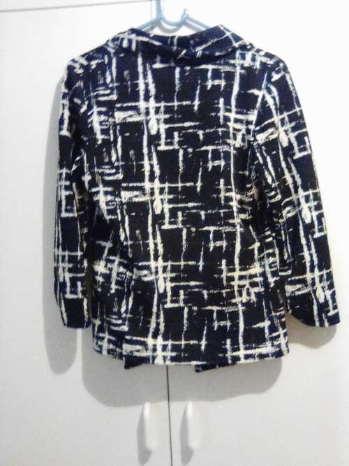 Black and white jacket 32