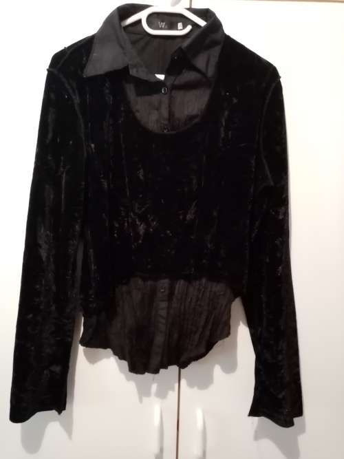 Black velvet shirt 40 small make