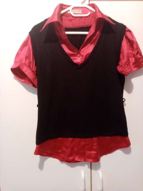 Red Satin and black top XXL