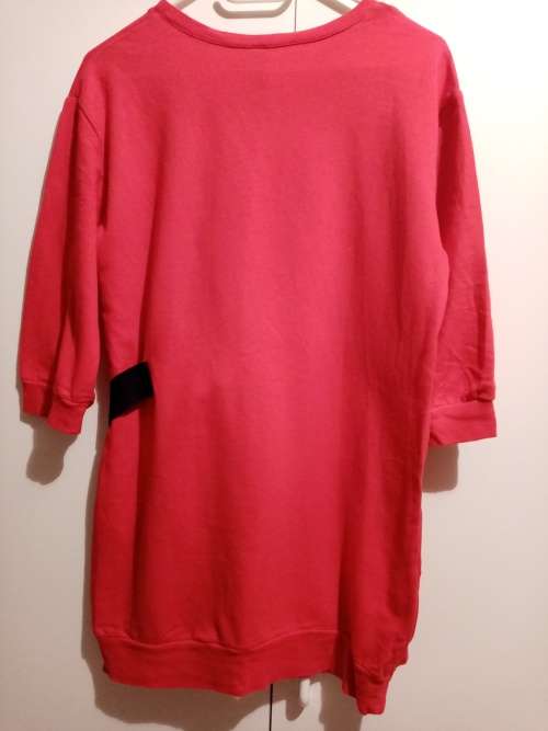 Red long top with belt detail 32