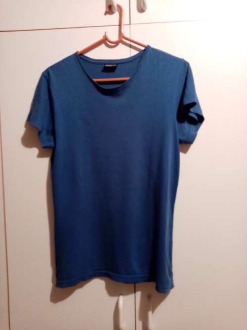 Blue t-shirt S