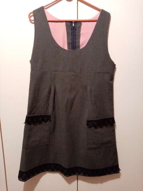 Grey pinafore dress with pockets 34-36
