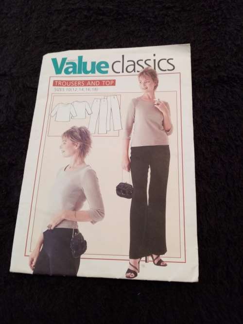 Value Classics trousers and top pattern new and uncut