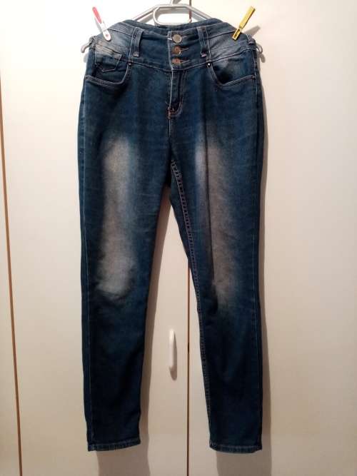 Blue faded high waisted jeans 34 as new