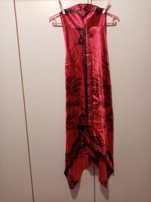 Chinese satin paisley print boob tube dress with elasticated back and handkerchief hemline 6 as new